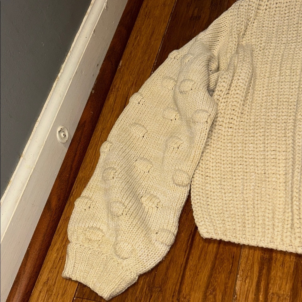 moon & madison Cropped Cream Textured Knit Sweater - Picture 5 of 8